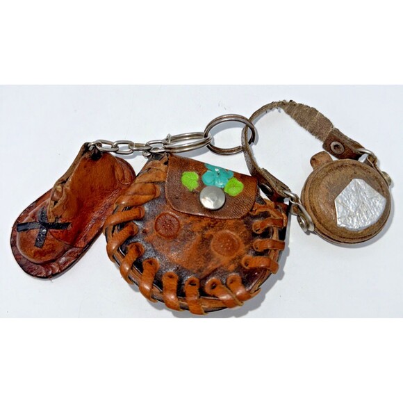 Vintage Handcrafted Tooled Leather Keychains Coin Purse, Shoe, Canteen Mexico - Picture 1 of 9